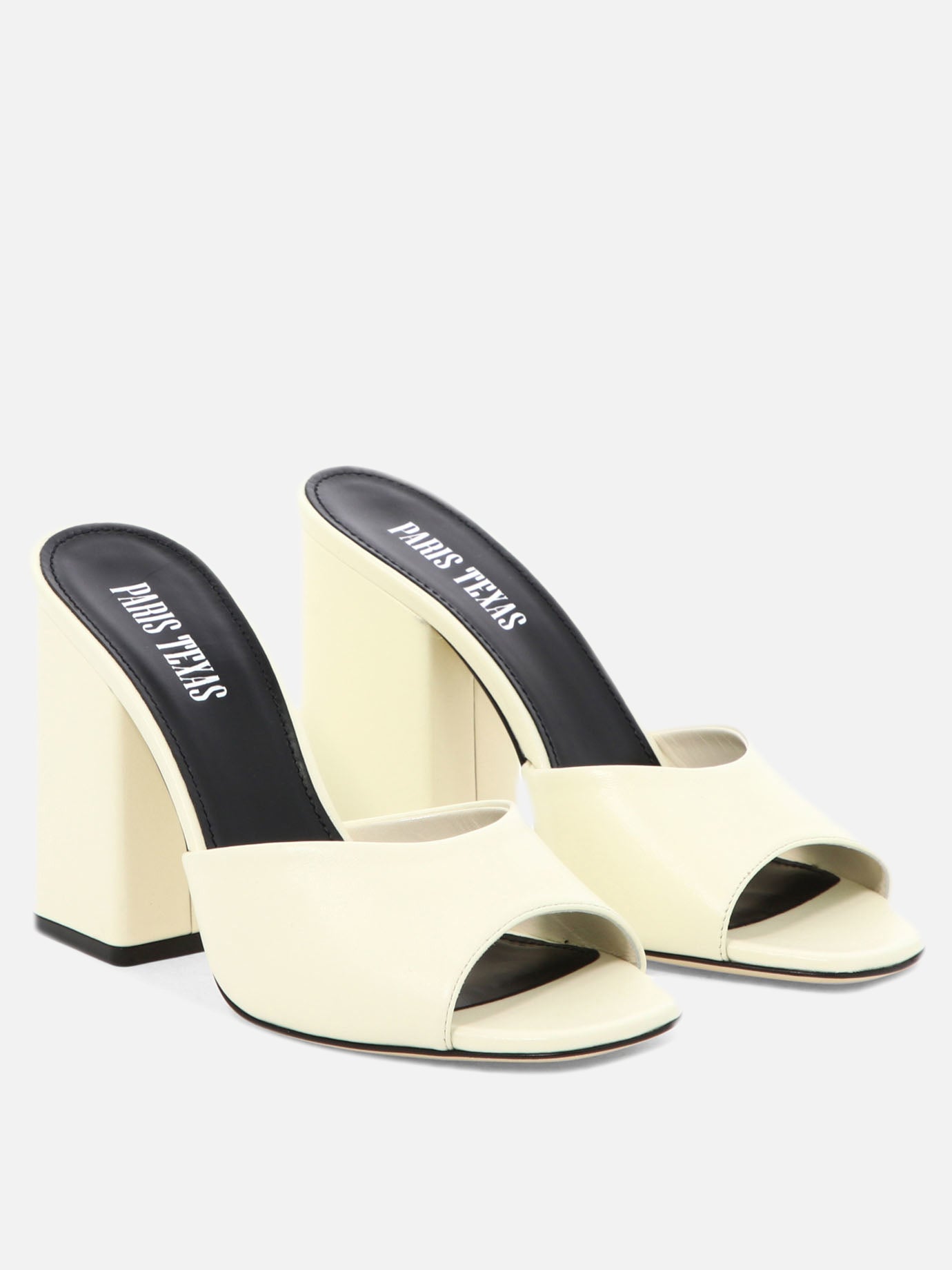 "Anja" mules