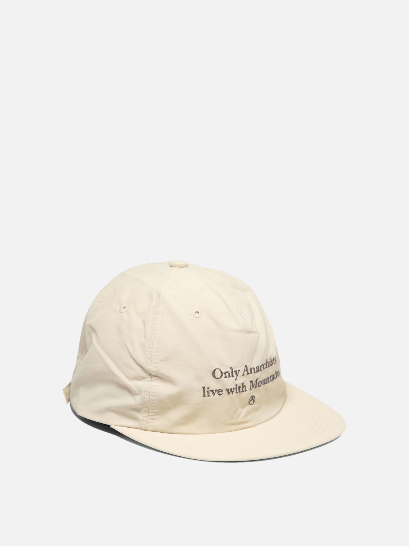 "Only Anarchist live with Mountains" hat