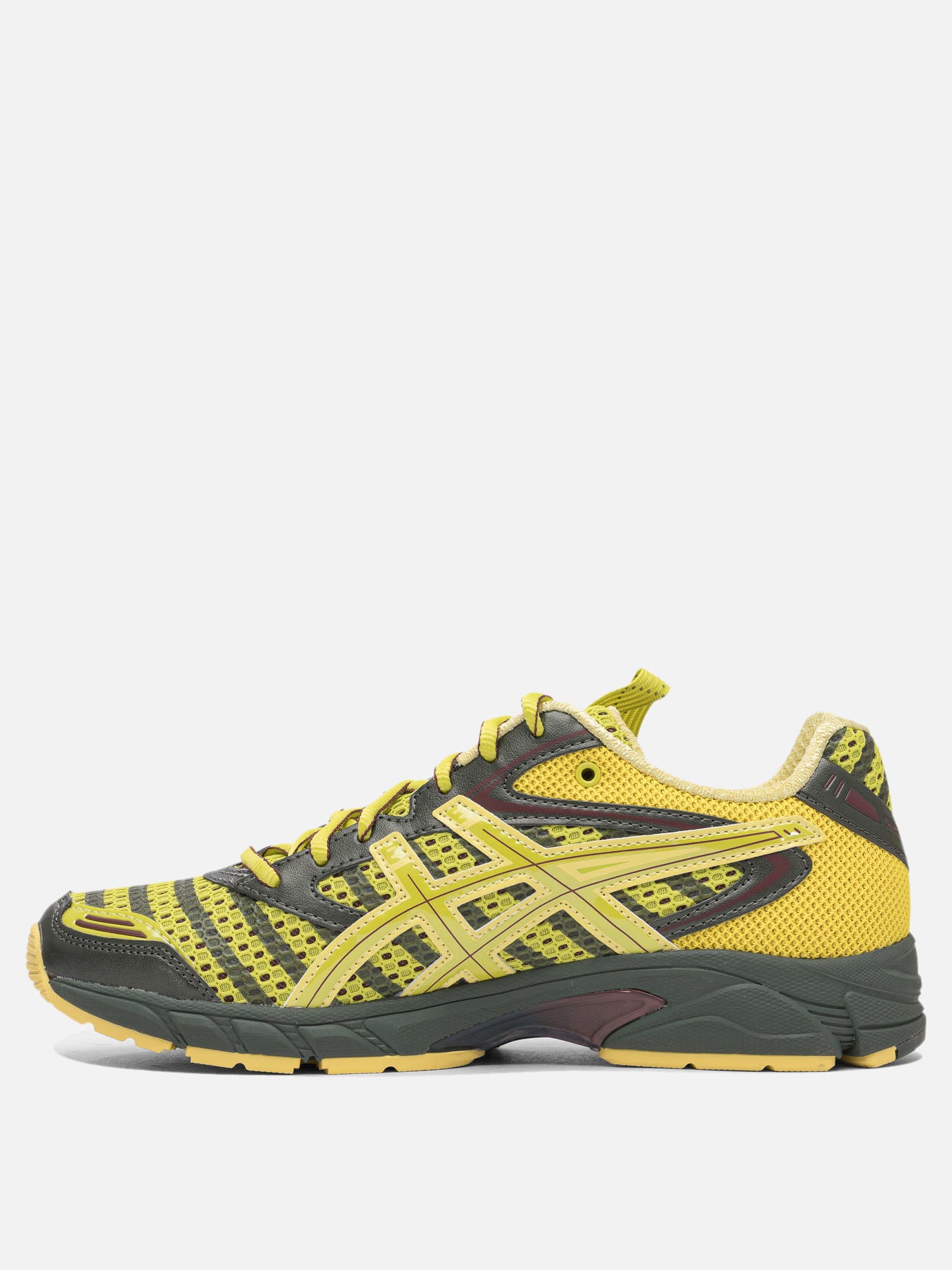 "UB9-S GEL-DS TRAINER 14" sneakers