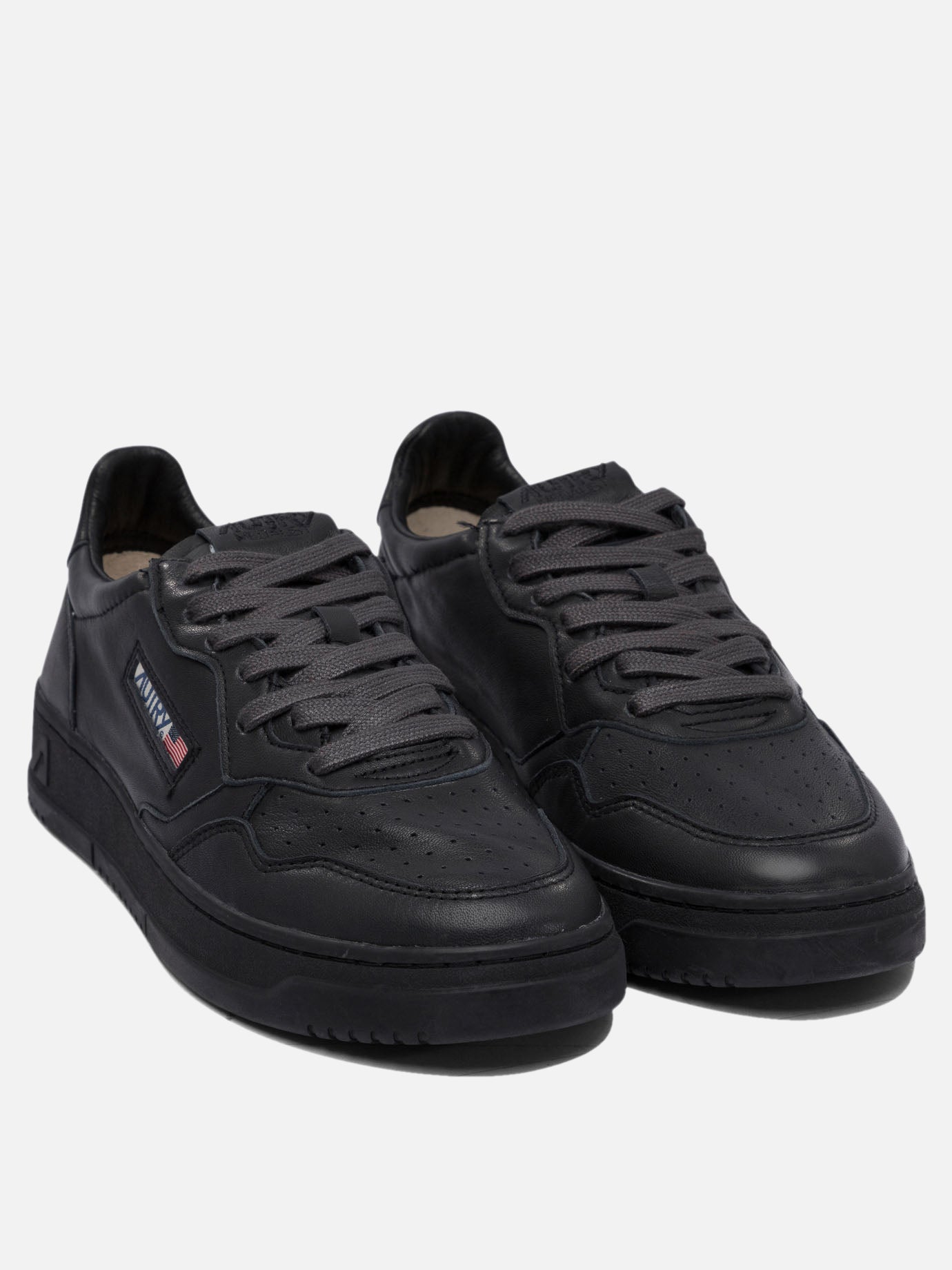 Low top sneakers 100% cow leather - 100% rubber  Black - Autry Men | PDP | VIETTI Online Store | thumbnail_2