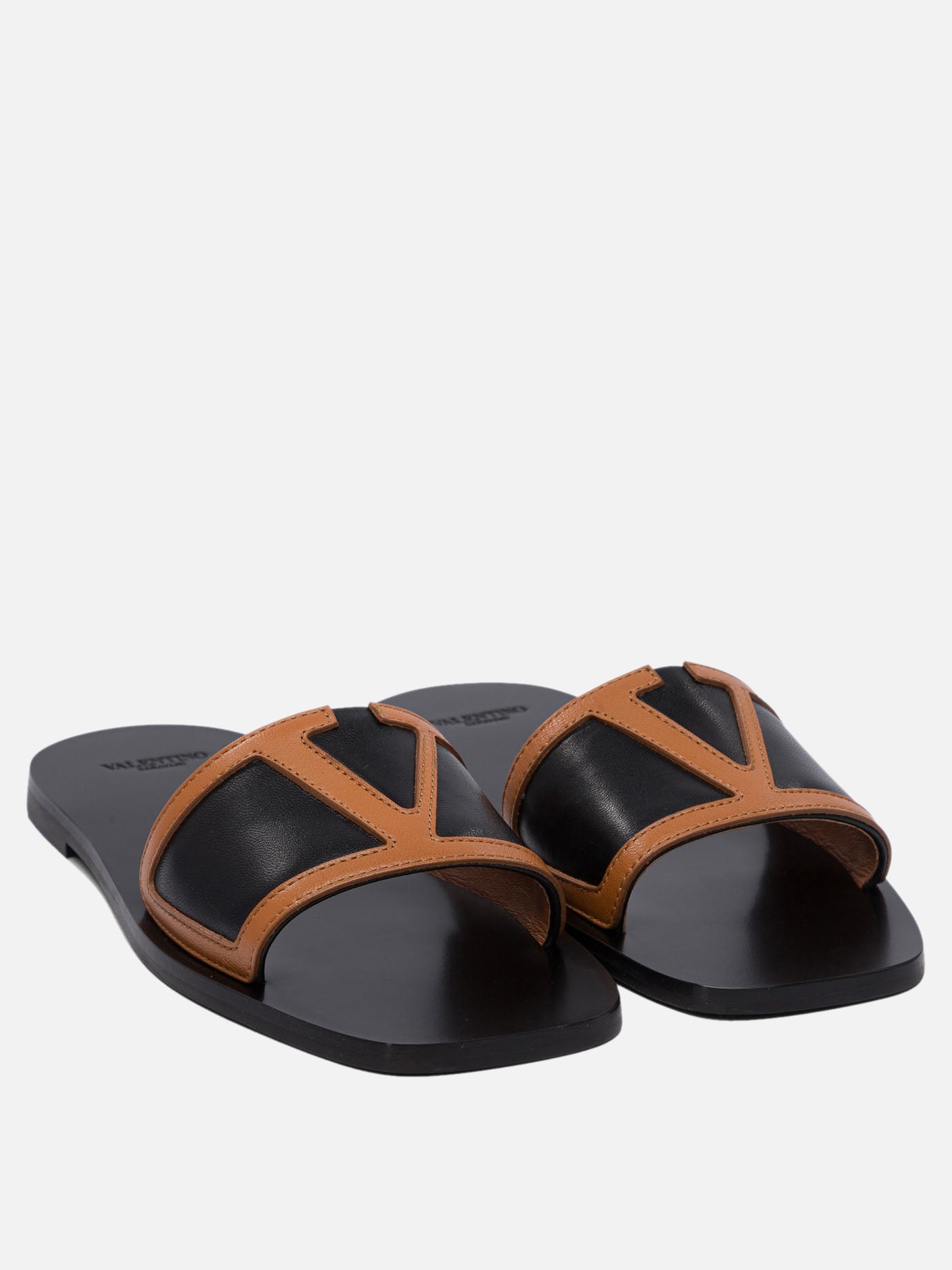 Valentino Garavani "Viva Superstar" 5 mm Slides Black