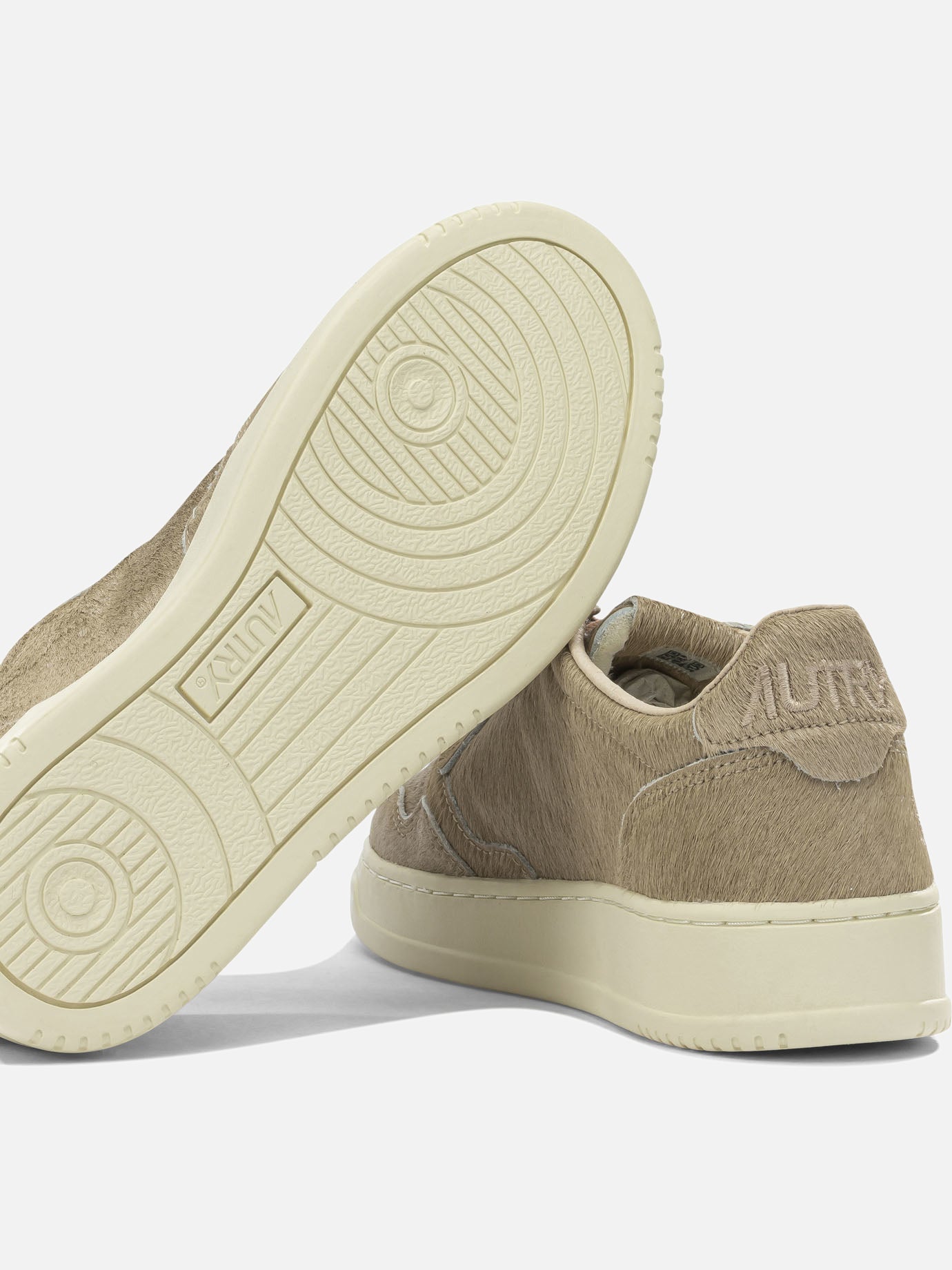Low top sneakers 100% calf leather  Beige - Autry Women | PDP | VIETTI Online Store | Zoom-Modal_5
