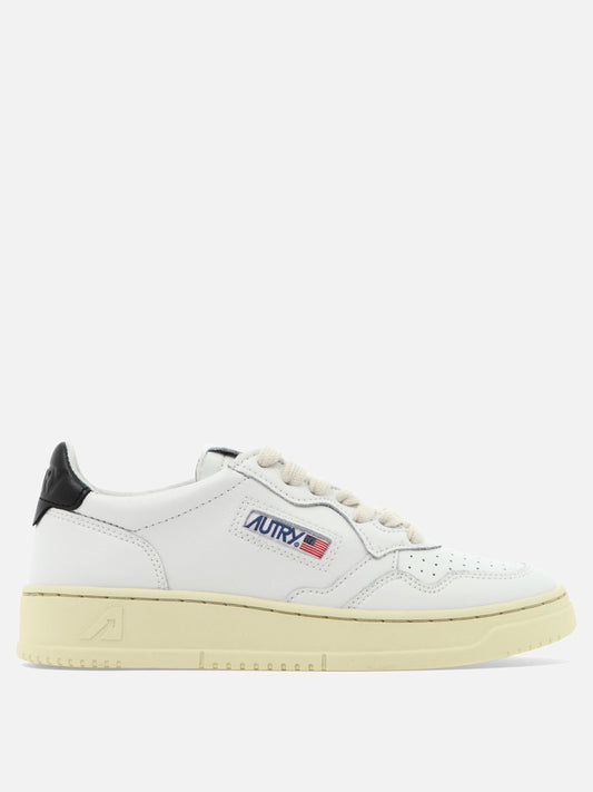 Low top sneakers 100% cow leather - 100% rubber  White - Autry Women | PLP | VIETTI Online Store 
