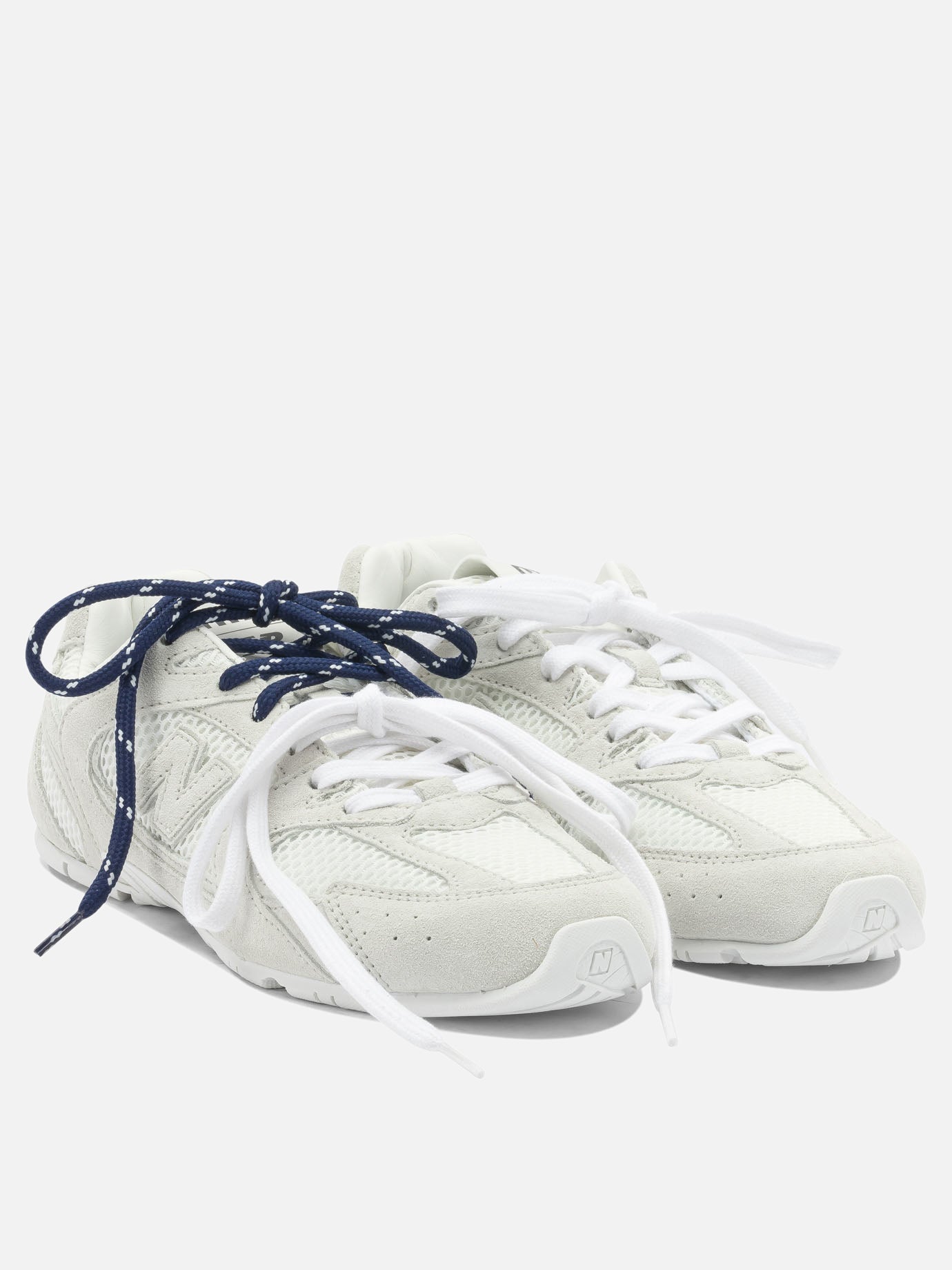 Low top sneakers 100% calf leather - 100% polyester  White - Miu Miu Women | PDP | VIETTI Online Store | thumbnail_2