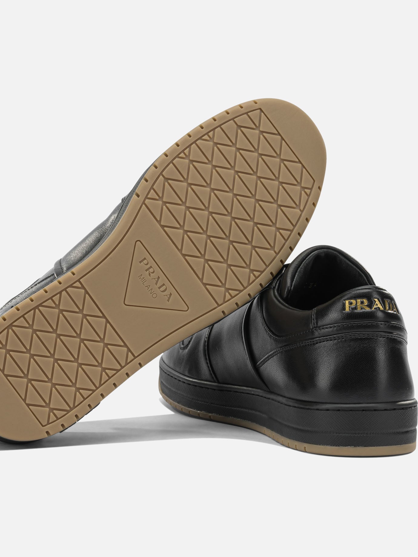 Low top sneakers 100% lamb leather  Black - Prada Men | PDP | VIETTI Online Store | thumbnail_5