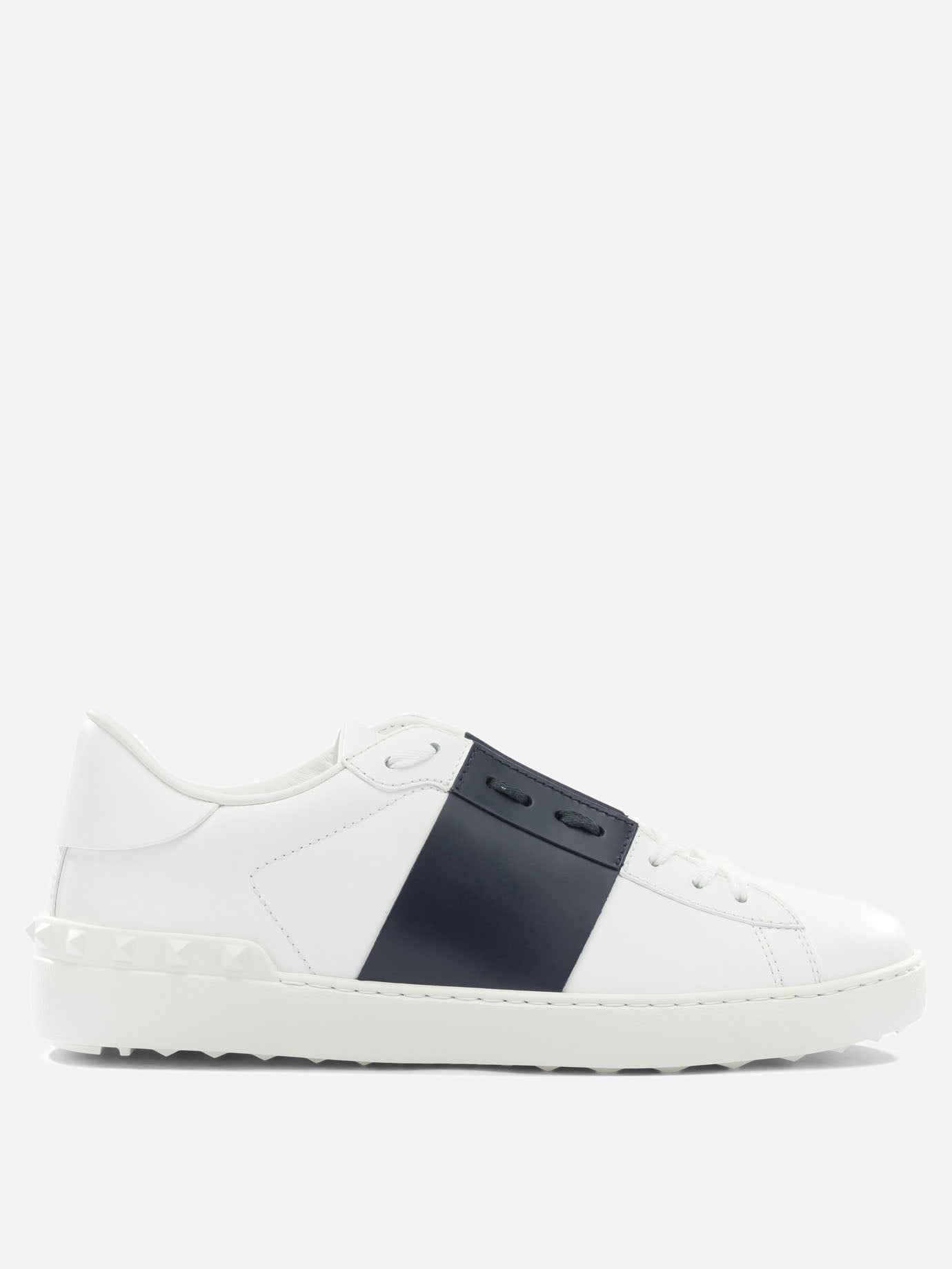 Low top sneakers 100% calf leather - 100% cowhide  White - Valentino Garavani Men | PDP | VIETTI Online Store | thumbnail