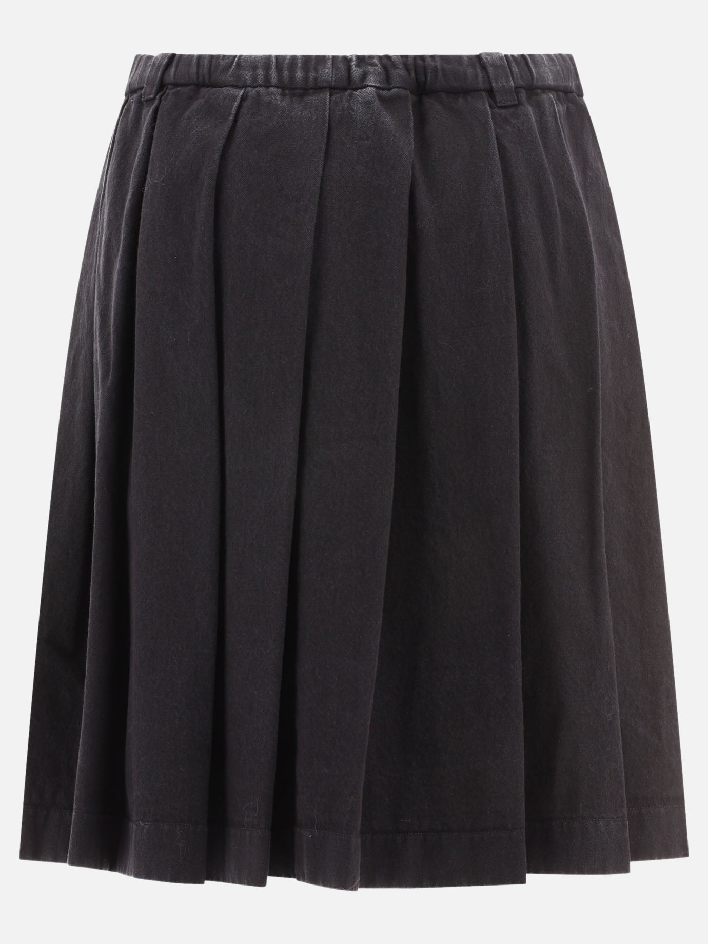 Pleated skirt