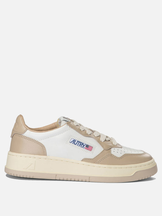 Low top sneakers 100% cow leather - 100% rubber  Beige - Autry Women | PLP | VIETTI Online Store 
