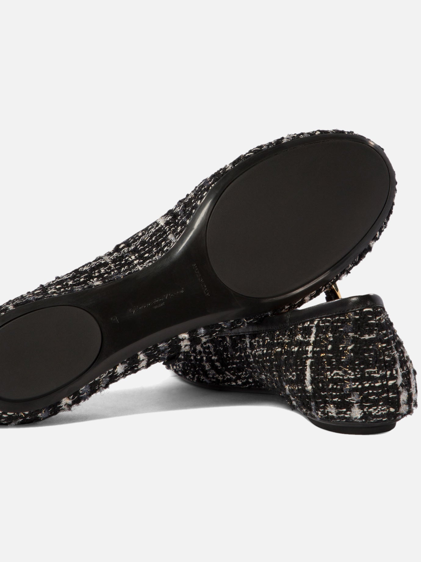 "Carla" ballet flats