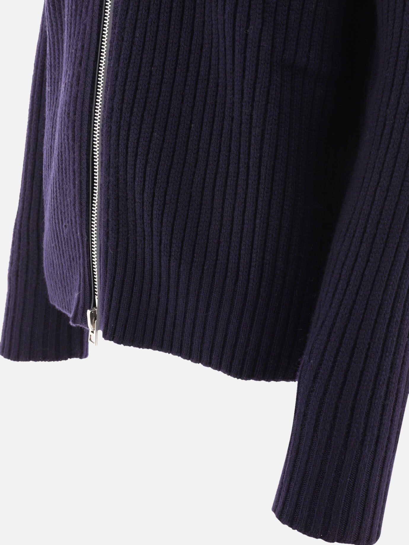 Ribbed zippered sweater