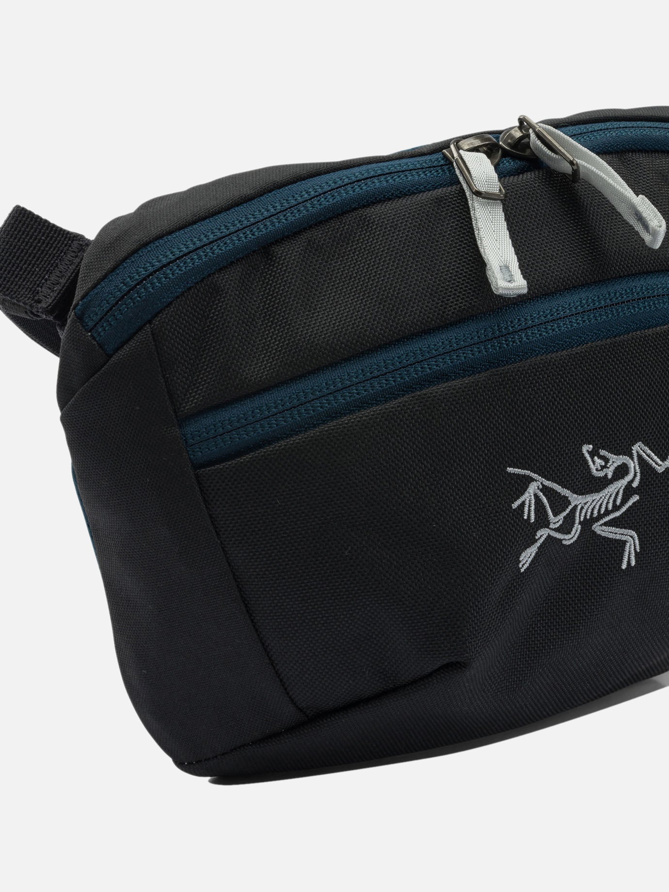 Bumbags Logo  Black - Arc'teryx Men | PDP | VIETTI Online Store | Zoom-Modal_4
